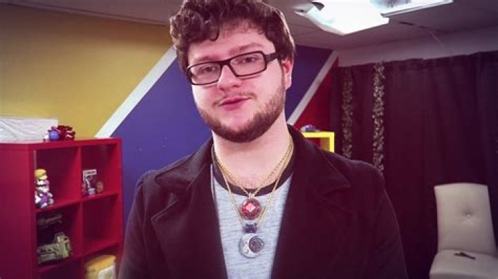 Adam Dahlberg (SkyDoesMinecraft): Biography, Net Worth, And Fun Facts