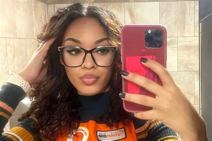 Ariana Grande's Hidden Talent: Home Depot Guru