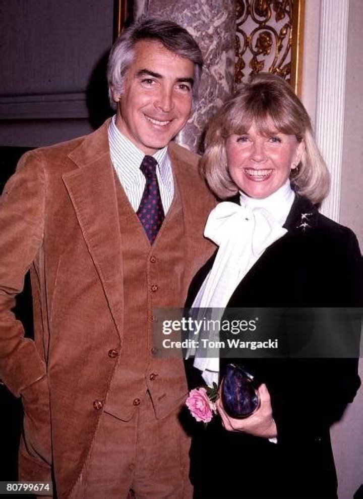 Barry Comden: A Multifaceted Talent In Entertainment