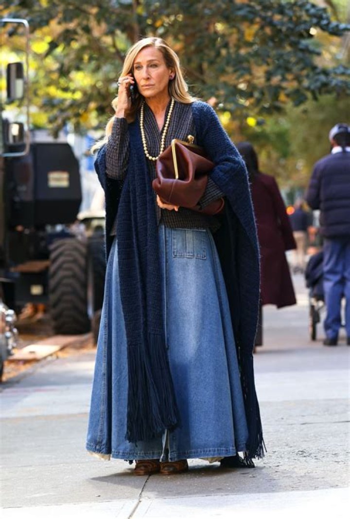 Carrie Bradshaw's Weight: A Deep Dive Into The Iconic Character