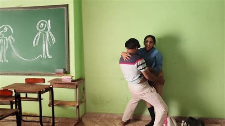 Ultimate Guide To Navigating College Relationships: Love, Challenges, And Success