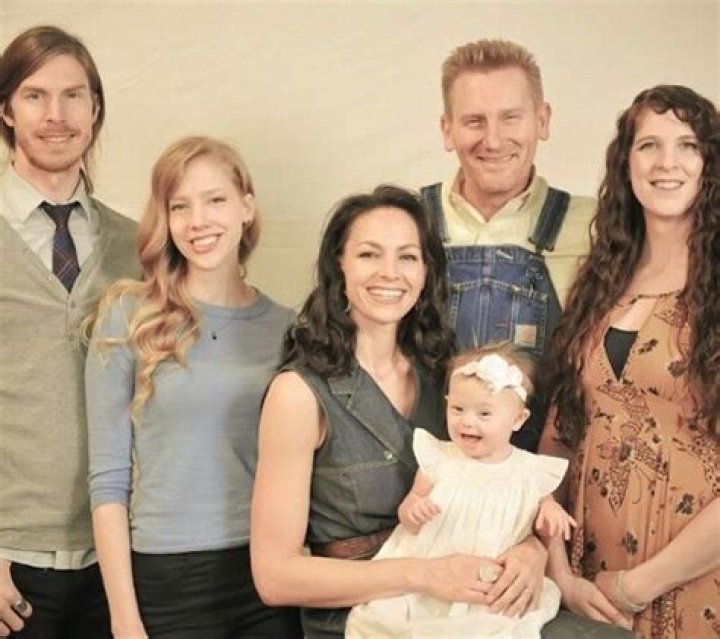 Exploring The Lives Of Tamara Gilmer And Rory Feek