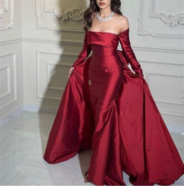 Exquisite Sissi Bomer: Unveiling Timeless Glamour