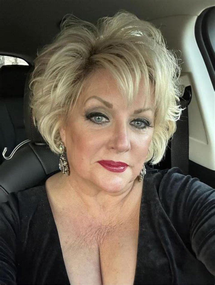 Captivating Encounters: Explore The Allure Of Hot Older Gals