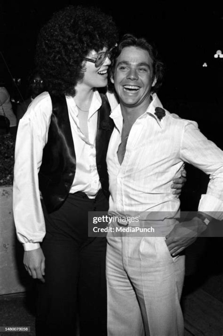 Unveiling The Mystery: Is Wesley Eure Married?