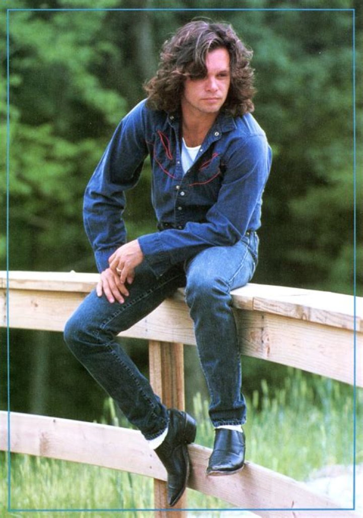 John Mellencamp's Impressive Height: A Detailed Examination