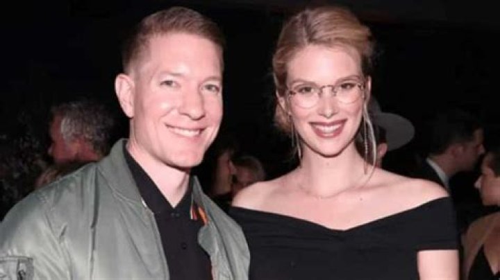 Unveiling The Life Of Joseph Sikora's Wife: A Deep Dive Into Their Relationship