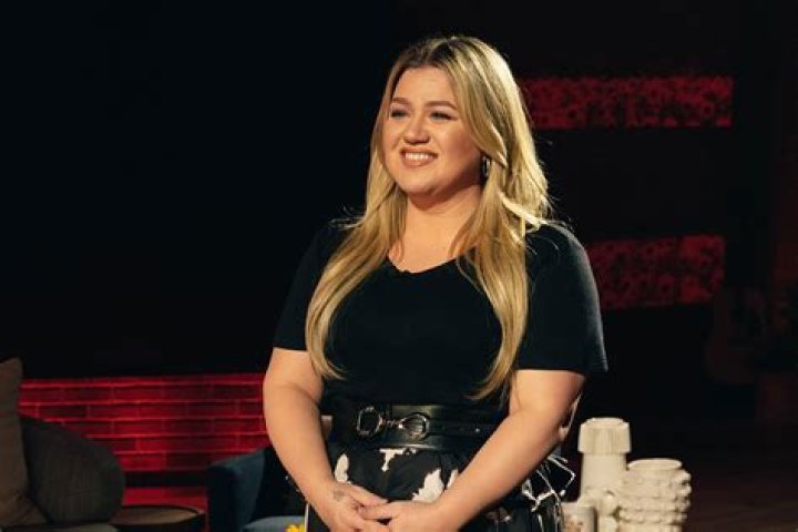 Kelly Clarkson: The American Idol Who Redefined Success