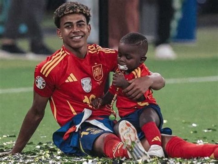 Discovering The Yamal Family: Lamine Yamal's Brothers And Sisters