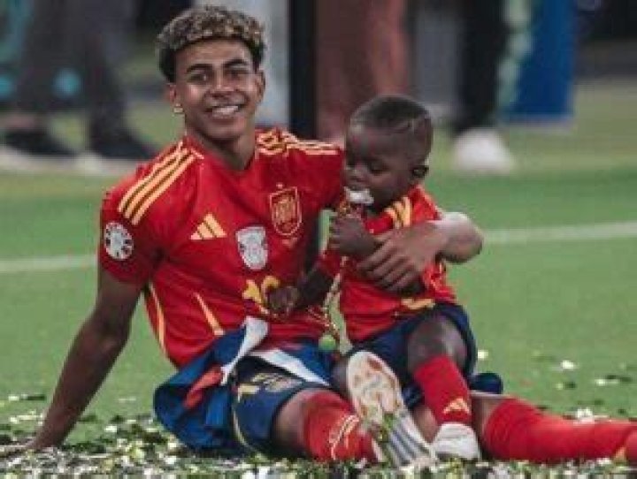 Lamine Yamal's Half Brother: A Closer Look At Their Relationship