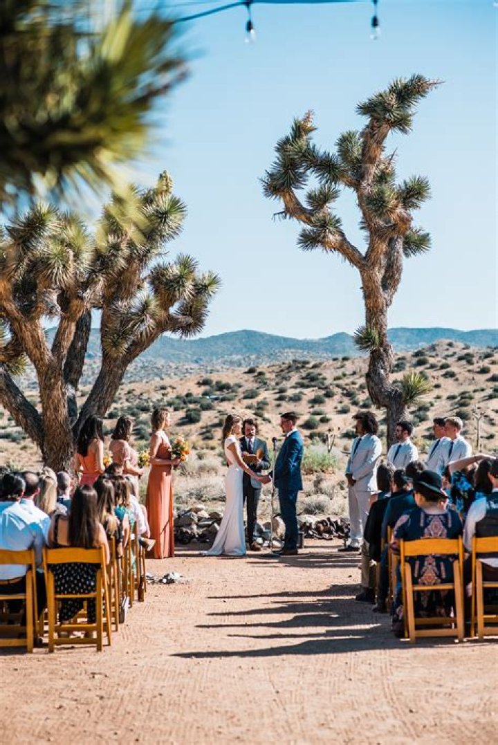 LAURA | Joshua Tree | Photographer