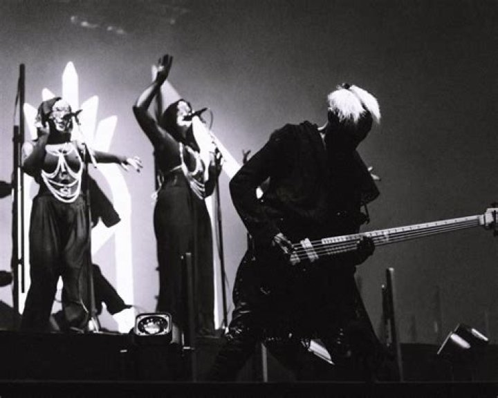 Leo George Faulkner: Unveiling His Height And Remarkable Stature