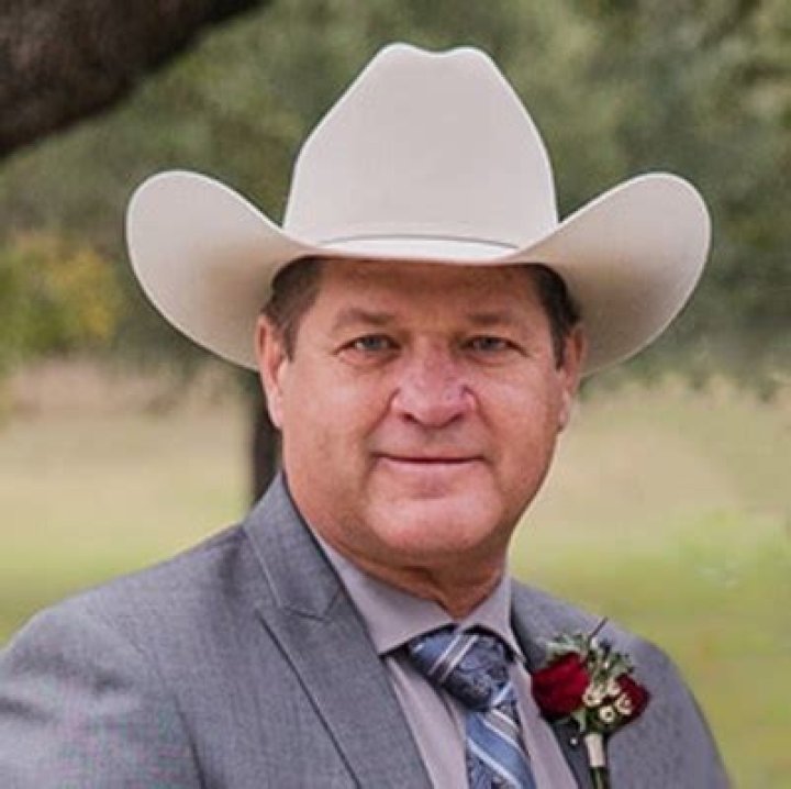 Obituary Of Leo Moczygemba: Remembering A Life Well-Lived