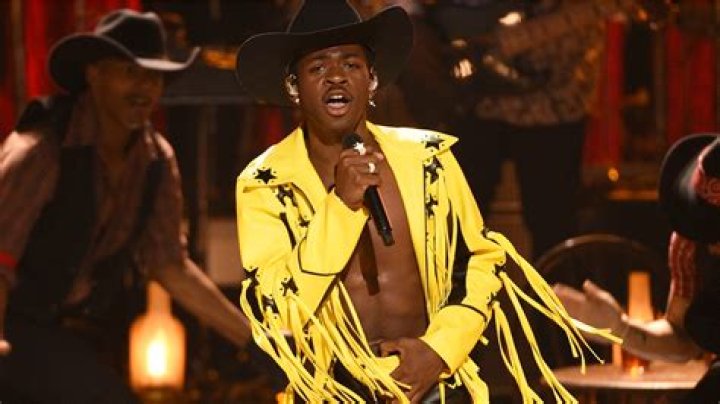 Lil Nas X's "Old Town Road" Wins Prestigious Award At The 2019 AMAs