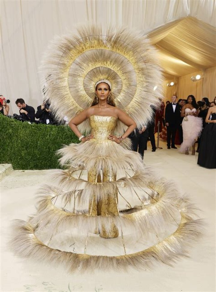 Lil Nas X's Iconic Met Gala Gown Inspired VMA Look [Photos]