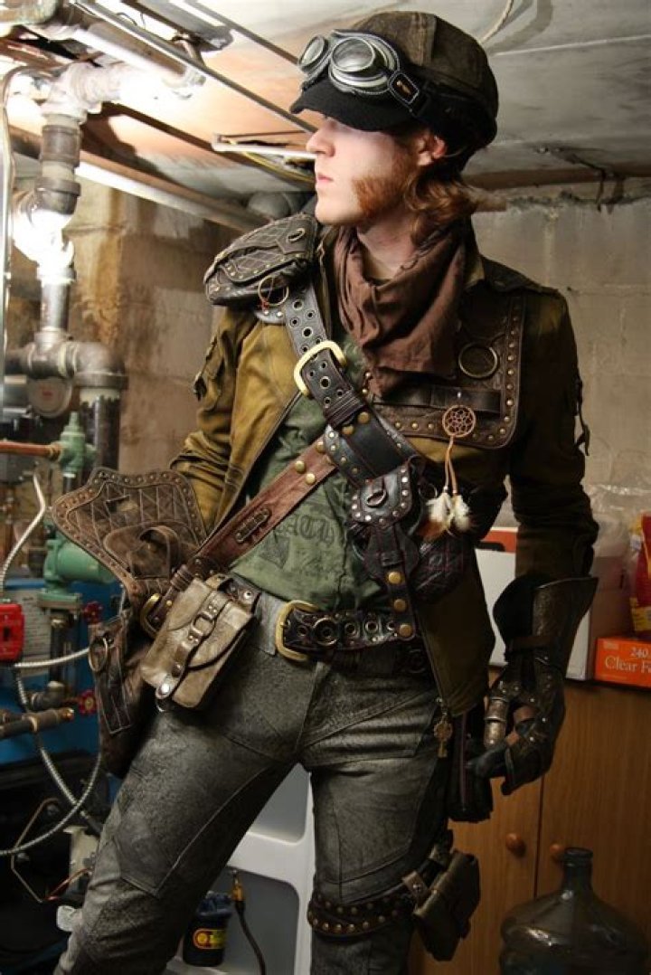 Stand Out With Steampunk Style: The Ultimate Men's Steampunk Look Guide