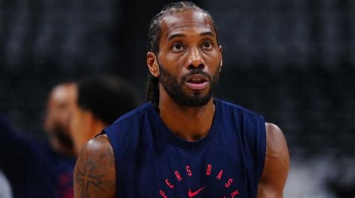 NBA Star Kawhi Leonard's Bald Photos Take The Internet By Storm
