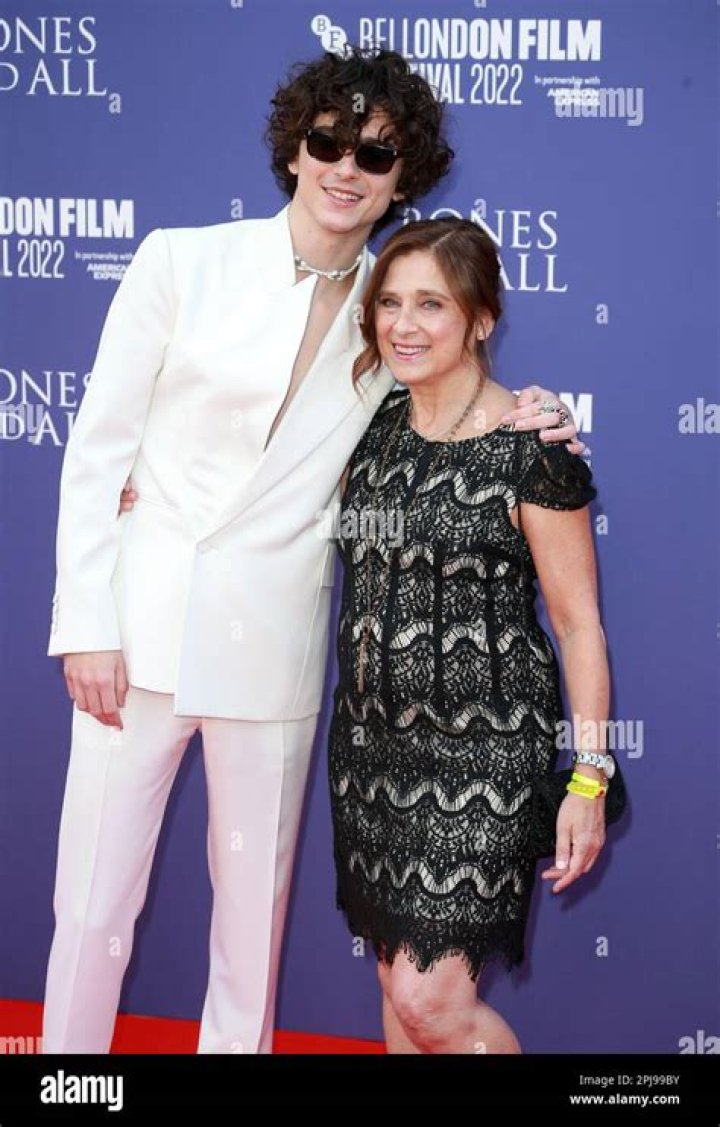 Unveiling The Life Of Nicole Flender: A Journey Beyond The Spotlight