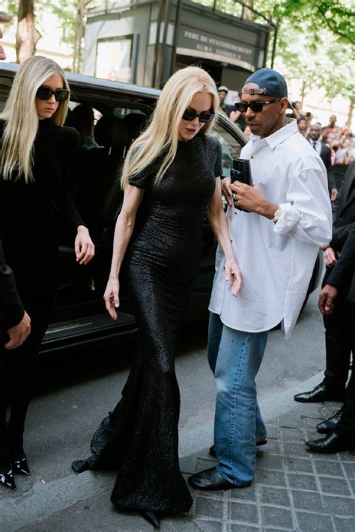 Nicole Kidman's Nose: A Detailed Analysis