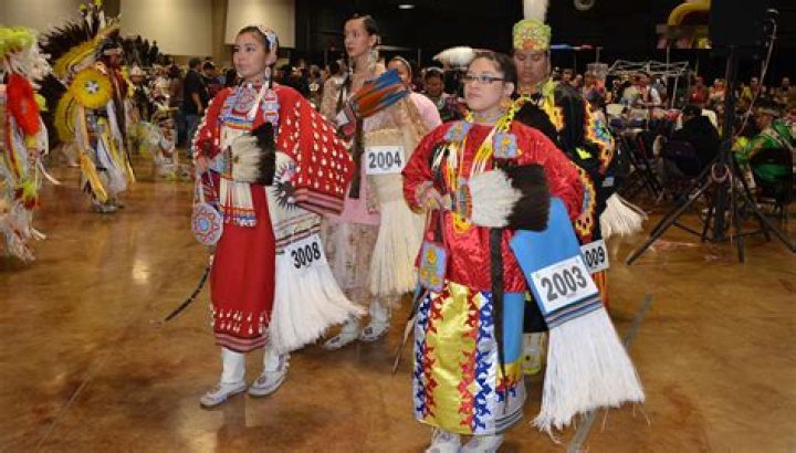 Osage Women's Regalia: A Symbol Of Culture And Heritage