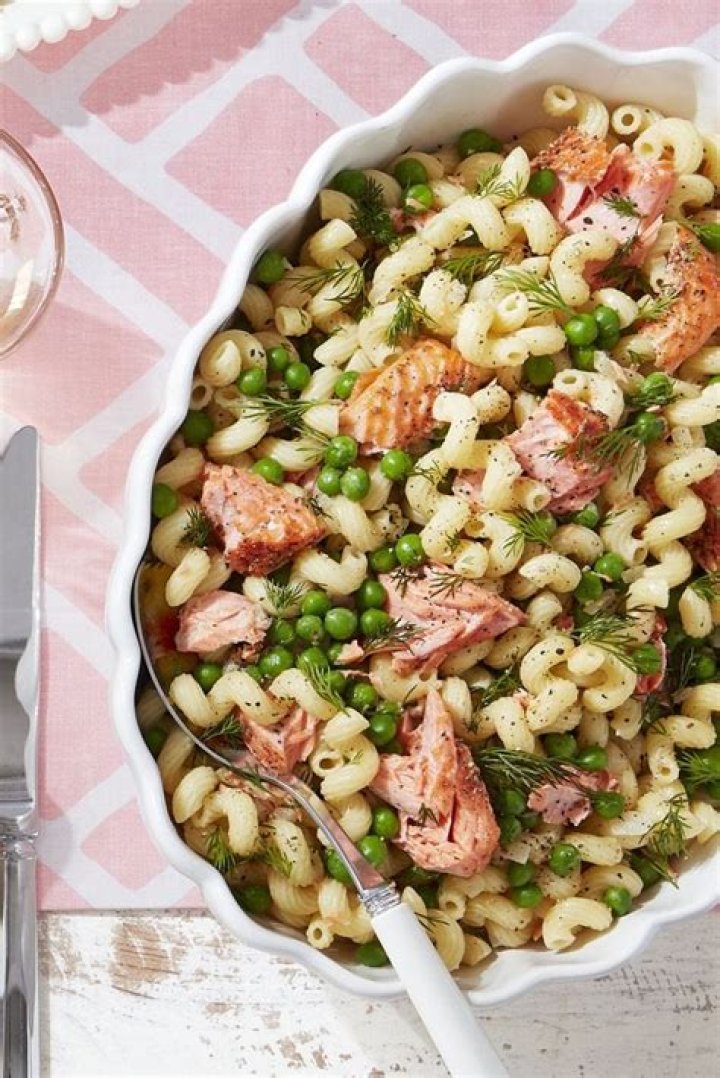Delectable Pasta With Salmon And Peas: A Culinary Masterpiece