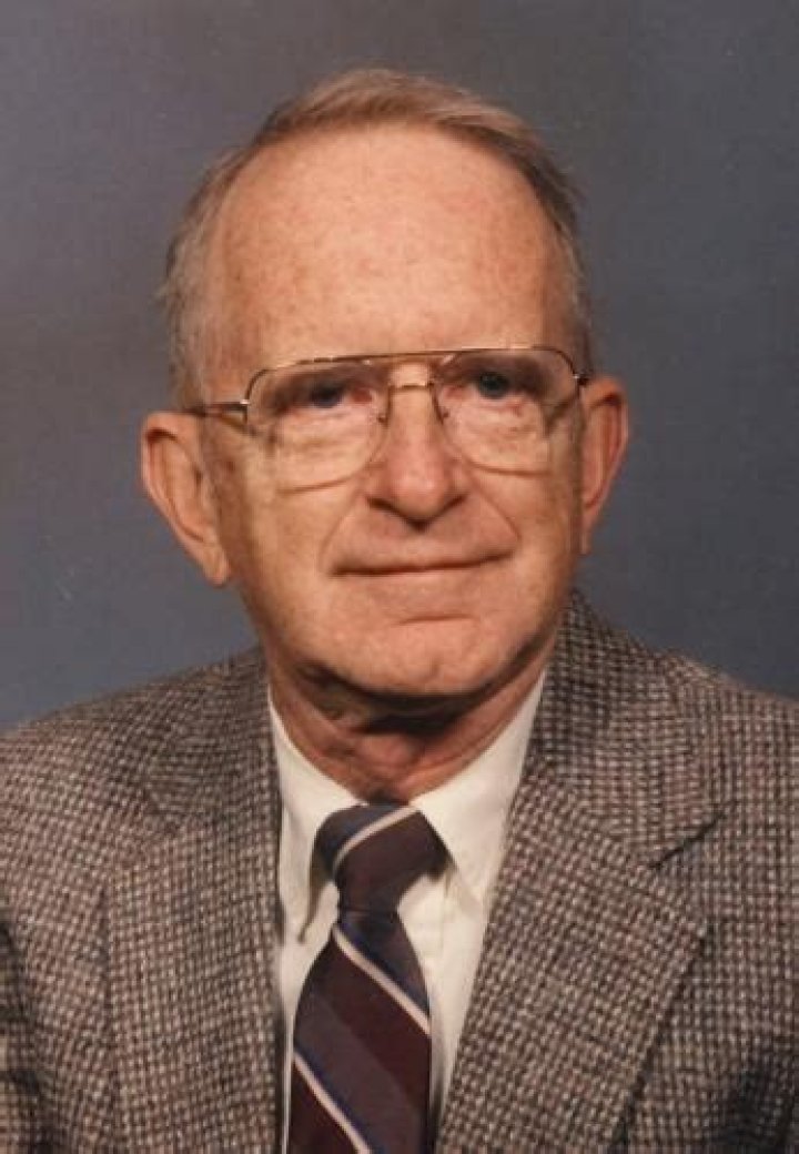 In Memory Of Paul Maxwell: A Cherished Obituary