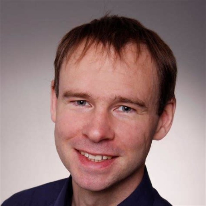 Hire Singapore's Top SEO Expert - Peter Loh