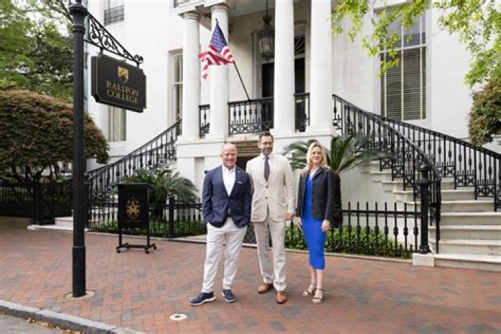 Explore The Historic Philbrick-Eastman House: A Journey Through Time And Architecture