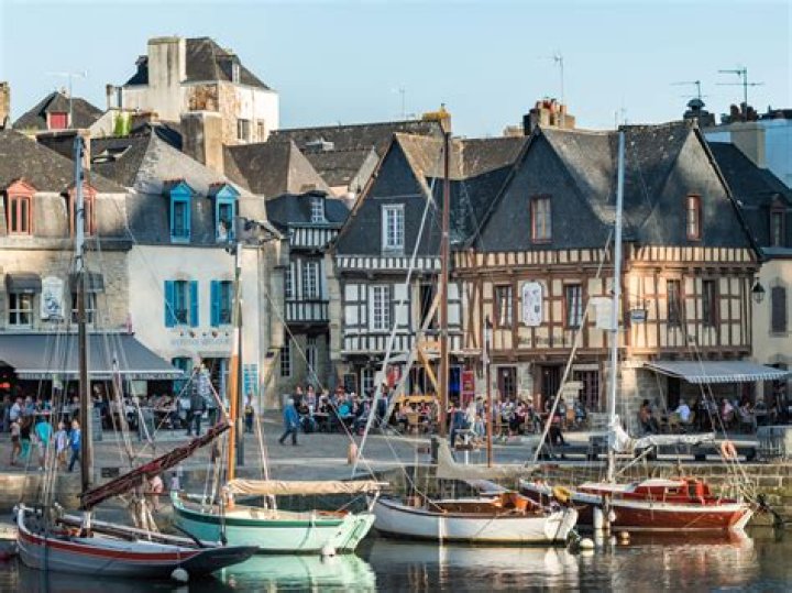 Discover The Enchanting Port De Saint-Goustan