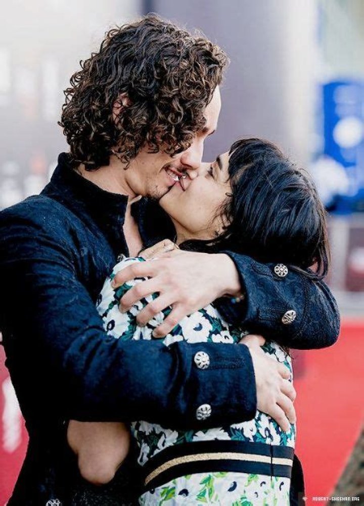 Exploring The Intriguing World Of Robert Sheehan's Relationships