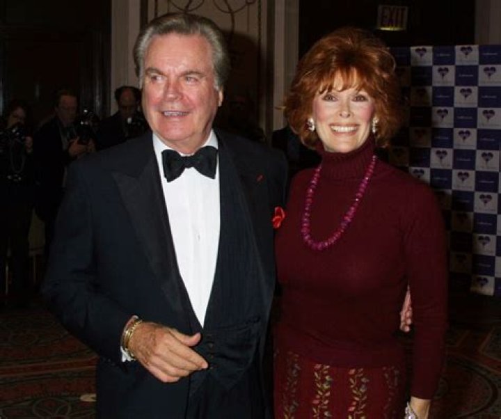 Unraveling The Life And Love Of Robert Wagner's Spouse