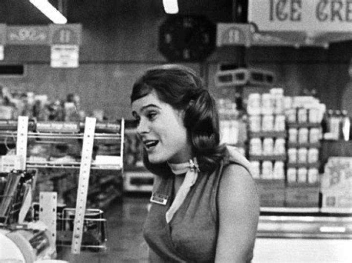 Sarah Holcomb's Wealth: Unveiling Her Net Worth, Salary, And Earnings