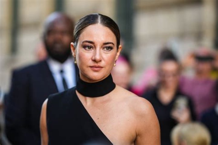 Shailene Woodley's Stunning Net Worth: Uncover Her Extraordinary Wealth