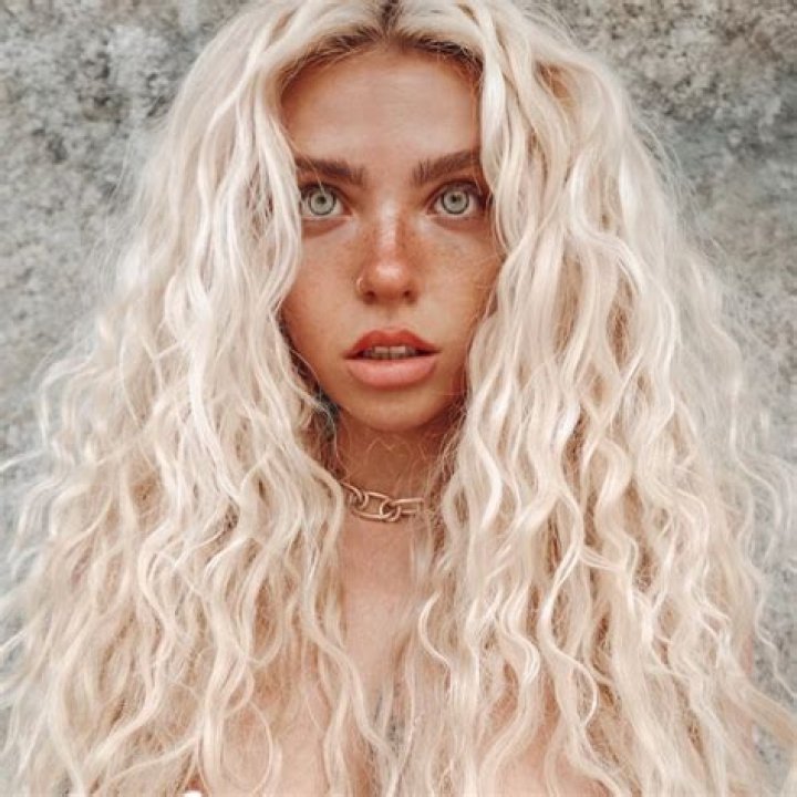 Unveiling The Allure Of Shannon Blake On OnlyFans